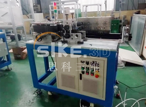 骨架成型機